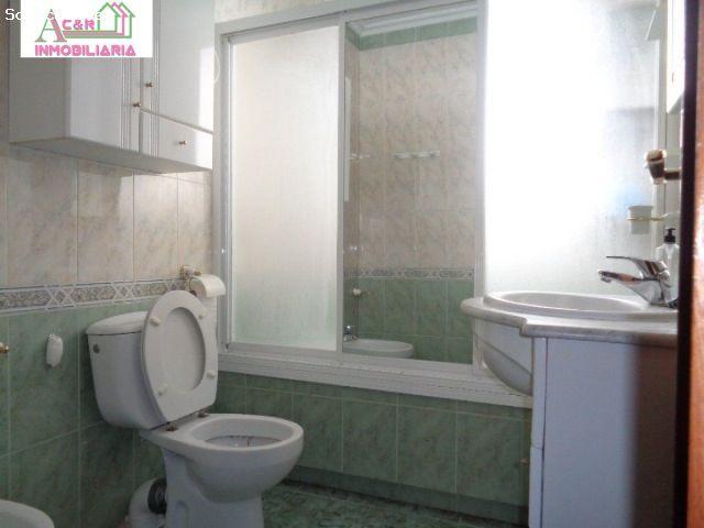 Piso en alquiler en Baena