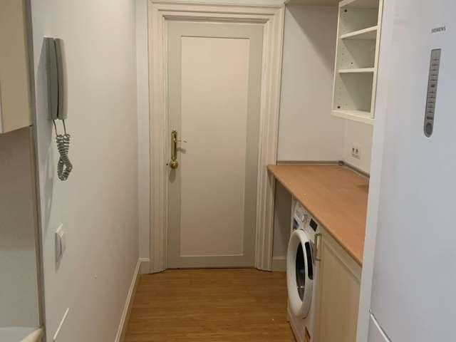 Apartamento en alquiler en El Viso, Madrid