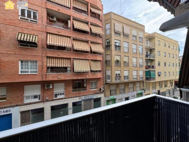 Piso en alquiler en Elche, Valencia