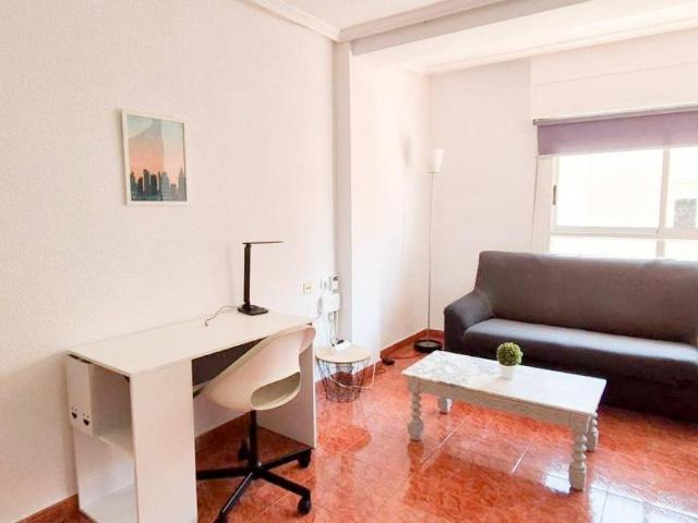 Piso en alquiler en Elche