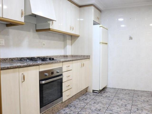 Piso en alquiler en Elche, Valencia