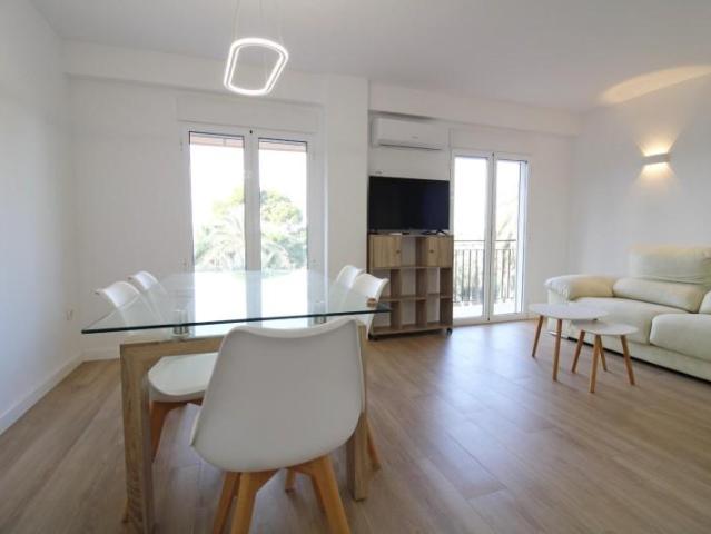 Piso en alquiler en Elche