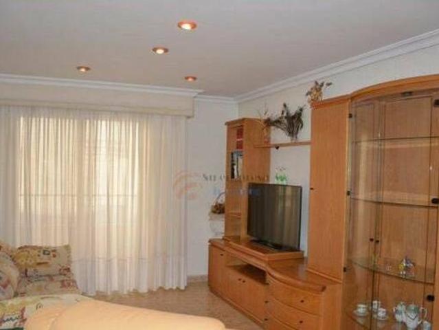 Casa en alquiler en Elda, Valencia