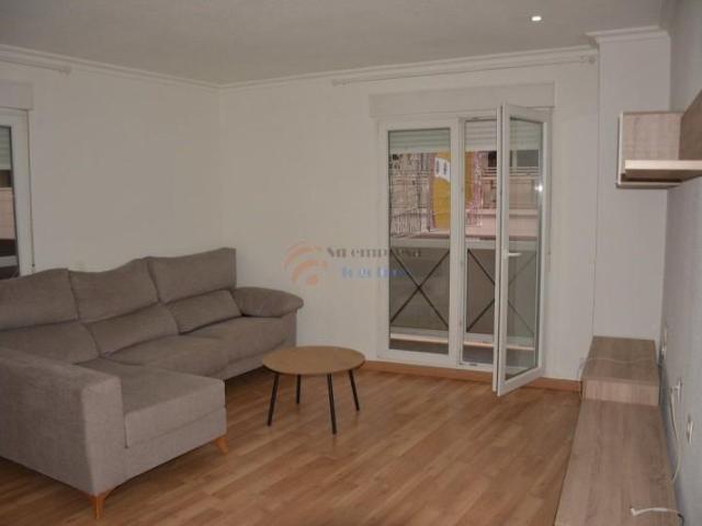 Piso en alquiler en Elda, Valencia