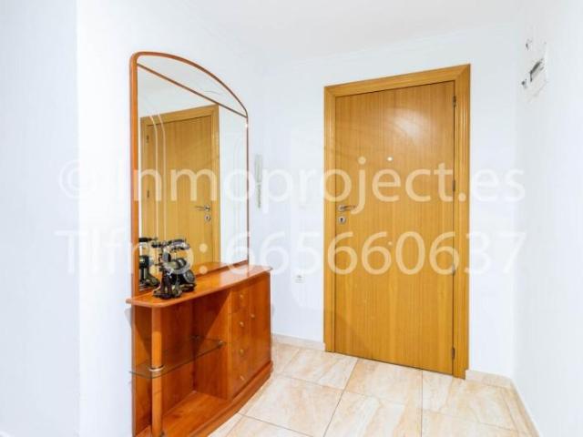 Piso en alquiler en Elda, Valencia