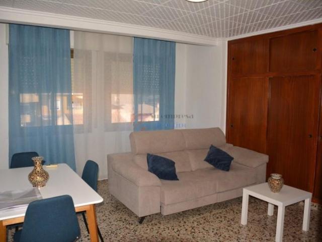 Piso en alquiler en Elda, Valencia