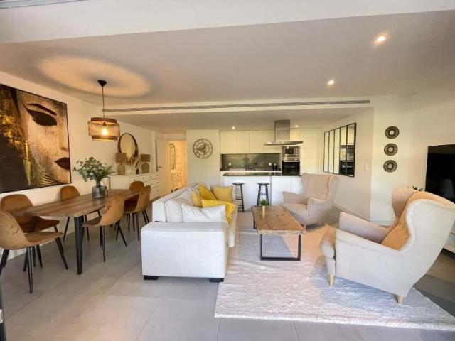 Piso en alquiler en Estepona, Málaga