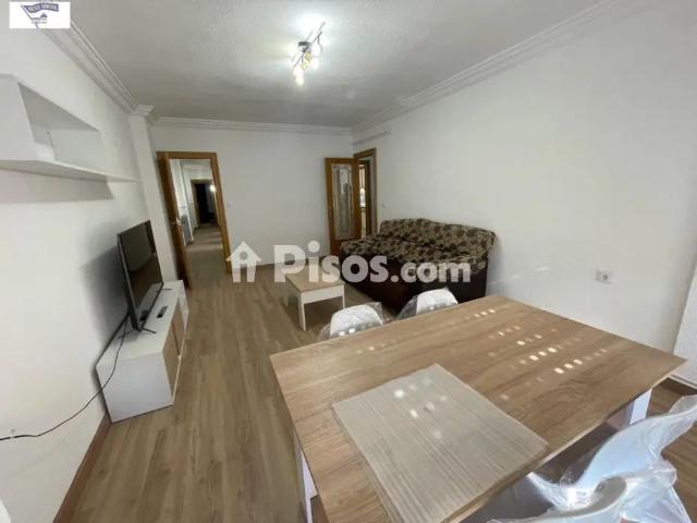 Apartamento en alquiler en Distrito 4, Albacete