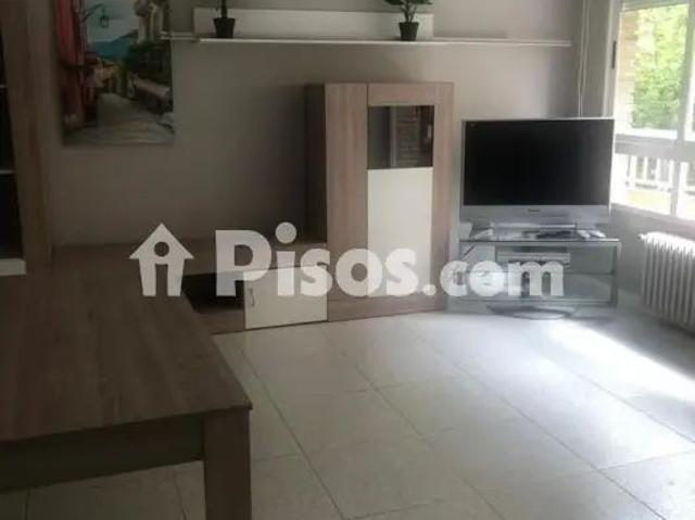 Apartamento en alquiler en Distrito 4, Albacete