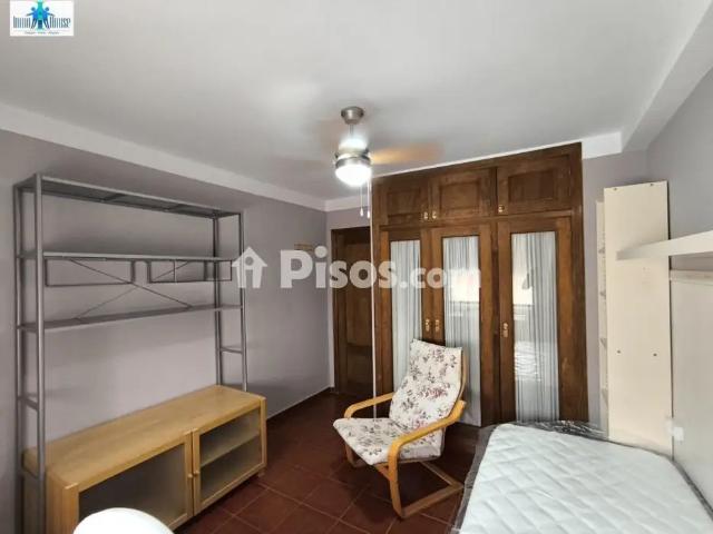 Apartamento en alquiler en Distrito 4, Albacete