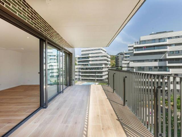 Piso en alquiler en Esplugues De Llobregat, el Centre