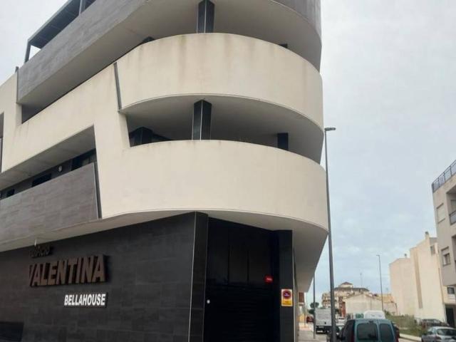 Piso en alquiler en Formentera Del Segura