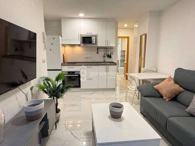 Piso en alquiler en Gelves, Andalucía