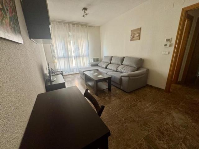 Piso en alquiler en Genil, Granada