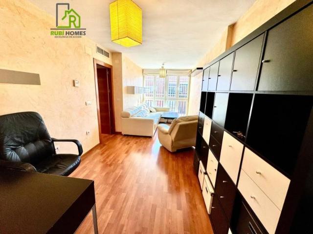 Piso en alquiler en Genil, Granada