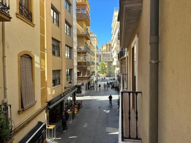 Piso en alquiler en Granada, San Matías - Realejo