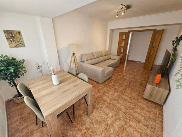 Piso en alquiler en Guadassuar, València / Valencia