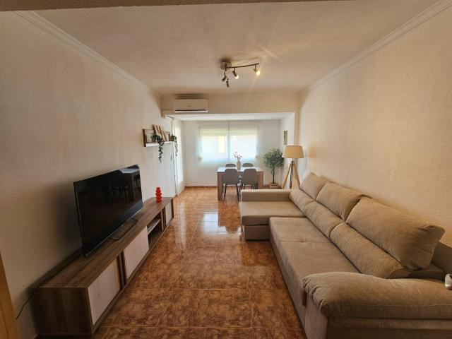 Apartamento en alquiler en Guadassuar, València / Valencia