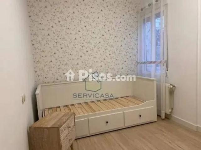 Apartamento en alquiler en Distrito 4, Albacete