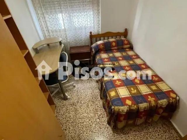 Apartamento en alquiler en Distrito 4, Albacete