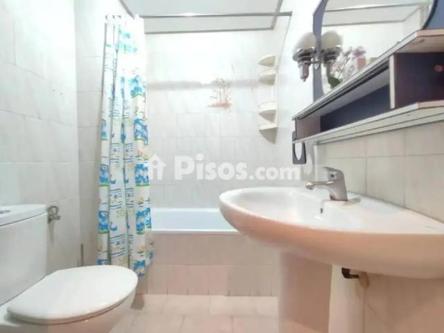 Apartamento en alquiler en Distrito 4, Albacete