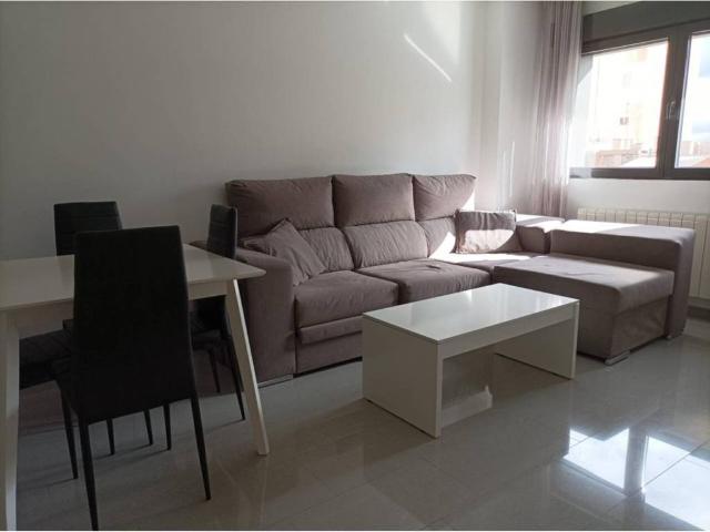 Piso en alquiler en Las Protegidas, Jaén