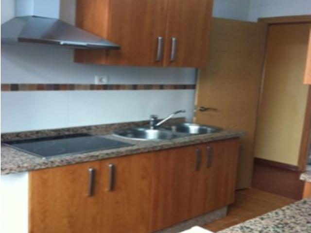 Local Comercial en venta en Baena