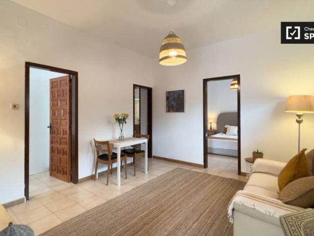 Piso en alquiler en Esplugues De Llobregat, el Centre