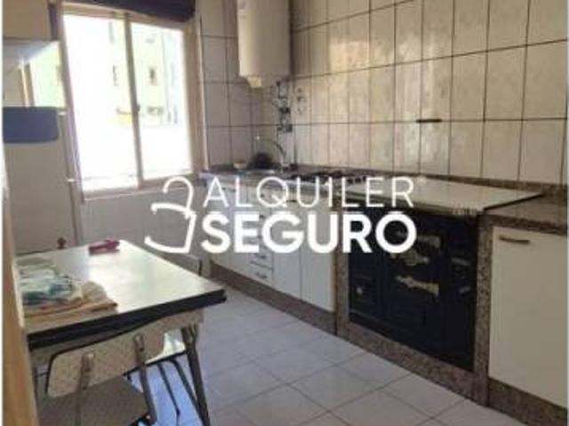 Piso en alquiler en Lena, Asturias