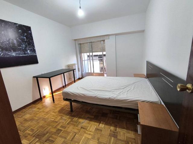 Piso en alquiler en Centro, León