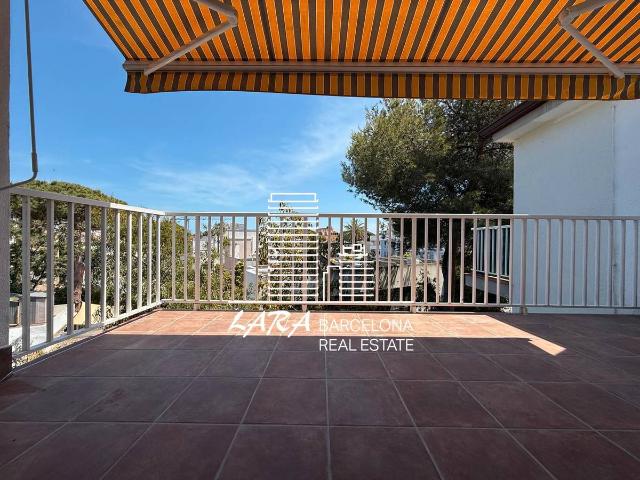 Piso en alquiler en Centre, Castelldefels