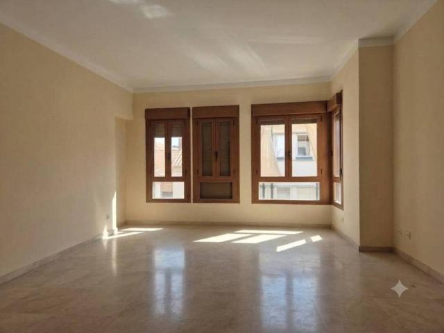 Piso en alquiler en Lucena, Andalucía