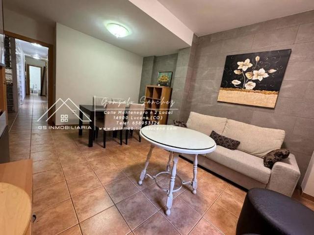 Piso en alquiler en Lucena