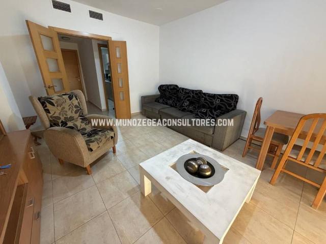 Piso en alquiler en Zona 1 (el Valle y Dehesa de la Villa), Lucena