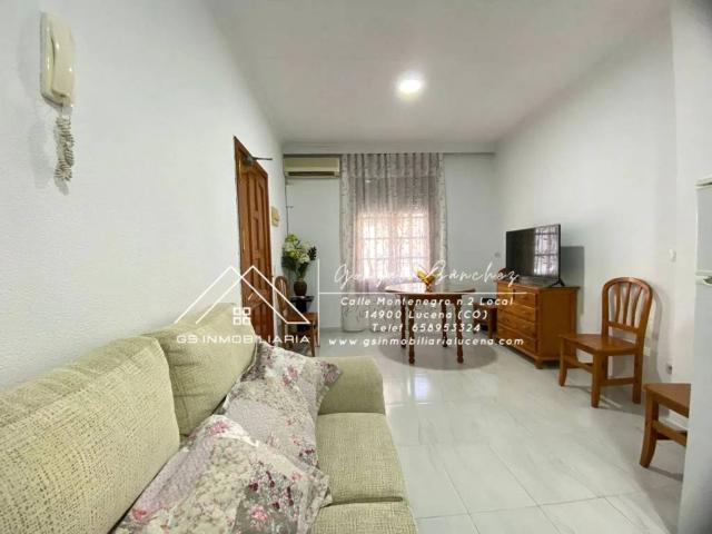 Piso en alquiler en Lucena