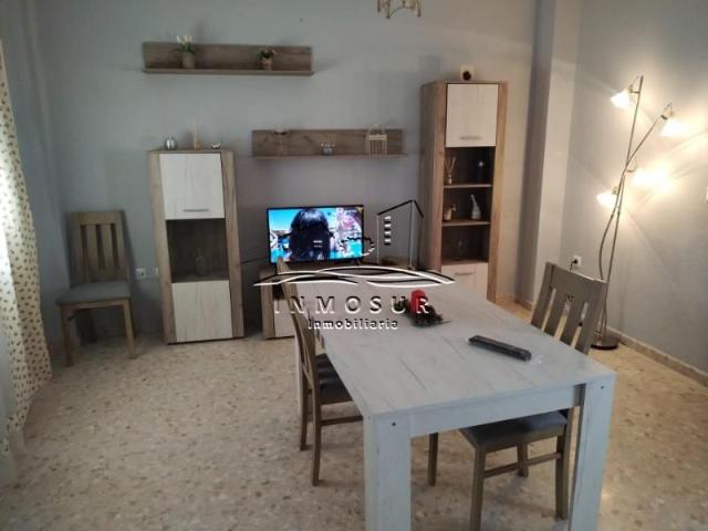 Piso en alquiler en Lucena