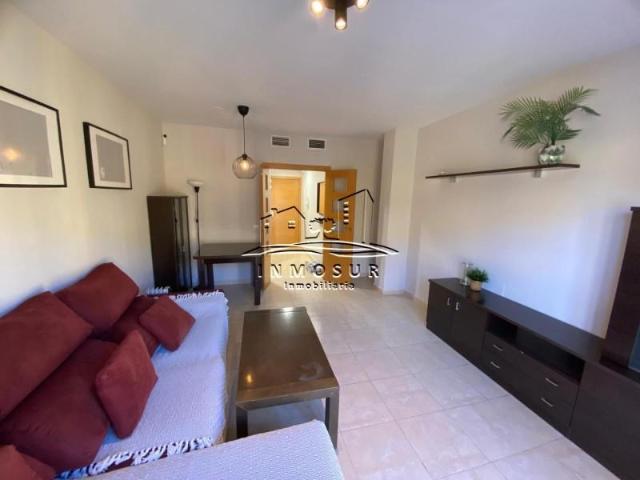 Piso en alquiler en Zona 1 (el Valle y Dehesa de la Villa), Lucena