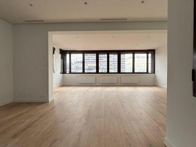 Piso en alquiler en Medina-sidonia, Madrid