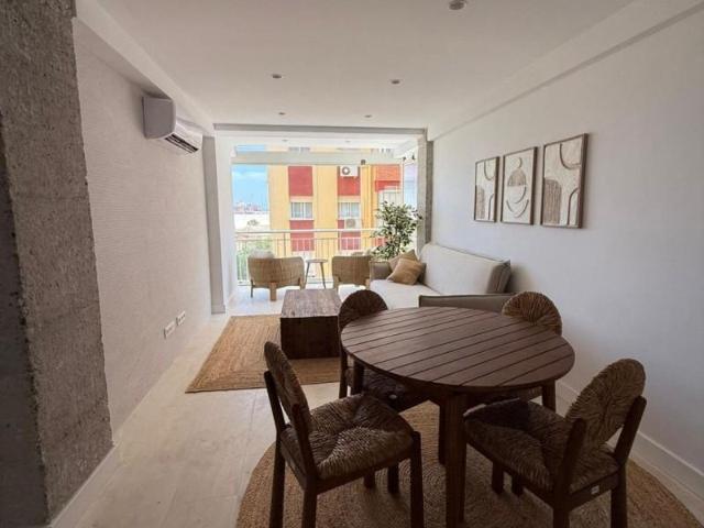 Piso en alquiler en Parque Ayala, Málaga