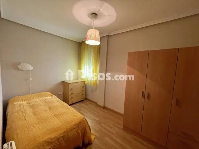 Apartamento en alquiler en San Blas, Cáceres
