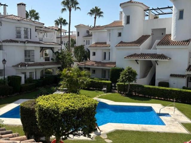 Piso en alquiler en Nueva Andalucía, Marbella