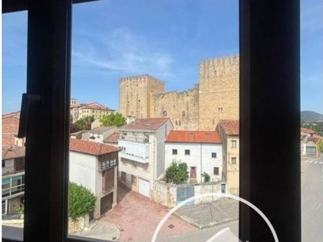 Piso en alquiler en Medina De Pomar, Castilla y León