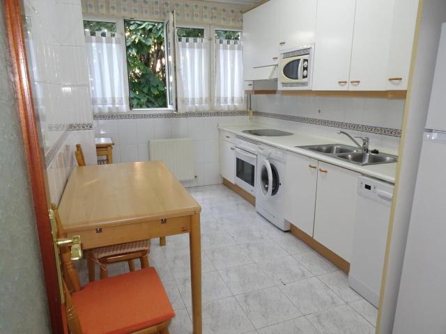 Apartamento en alquiler en Gijón, Contrueces