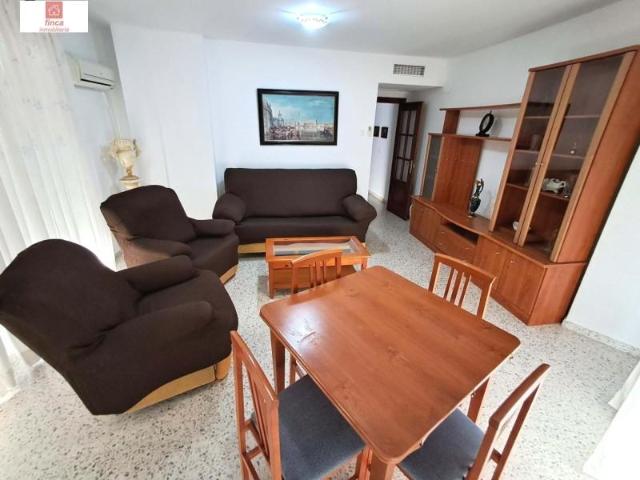 Piso en alquiler en Montijo