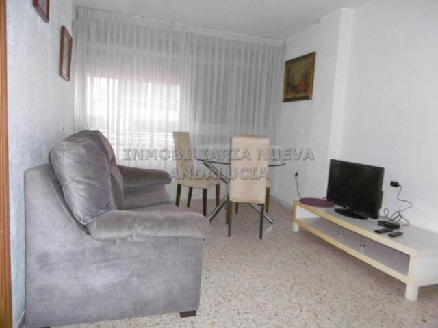 Apartamento en alquiler en Nueva Andalucía, Almería