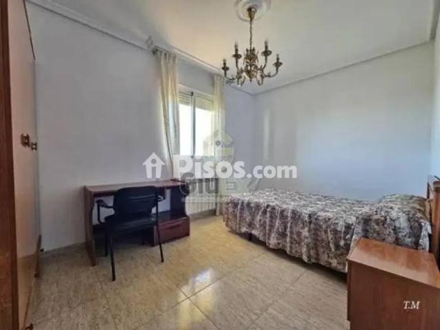 Apartamento en alquiler en San Blas, Cáceres