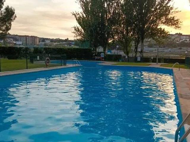 Piso en alquiler en Oleiros, A Coruña