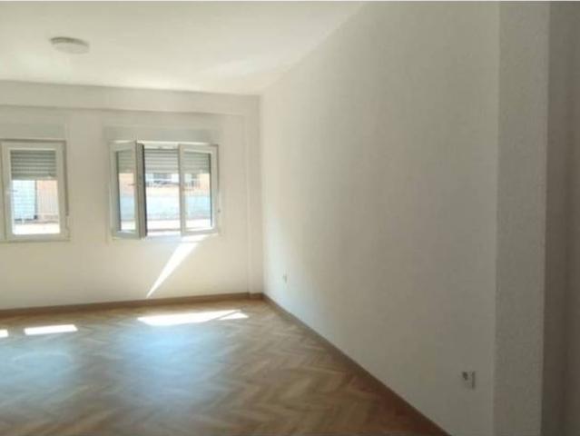 Piso en alquiler en Olías Del Rey