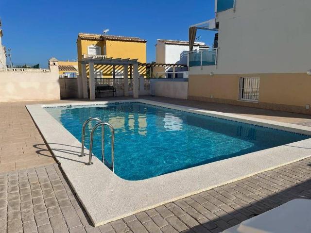 Piso en alquiler en Oliva