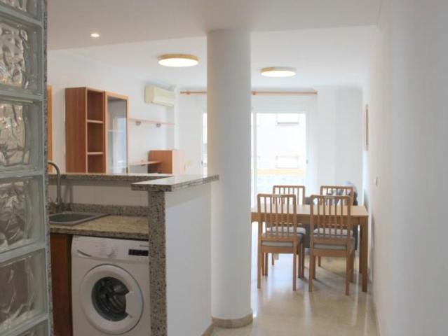 Piso en alquiler en Oliva, Valencia